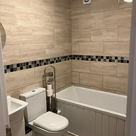 Flat 3, 2bed Speedwell, Uk شقة *