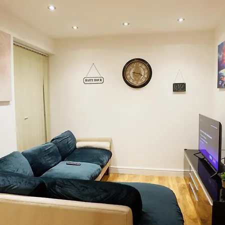 Apartment Flat 3, 2bed Speedwell, Uk *